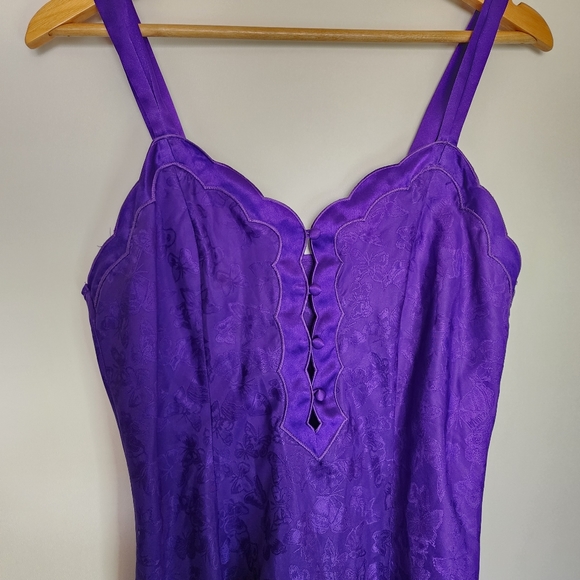 ERIKA TAYLOR INTIMATES Vintage purple butterfly slip dress - Picture 2 of 7